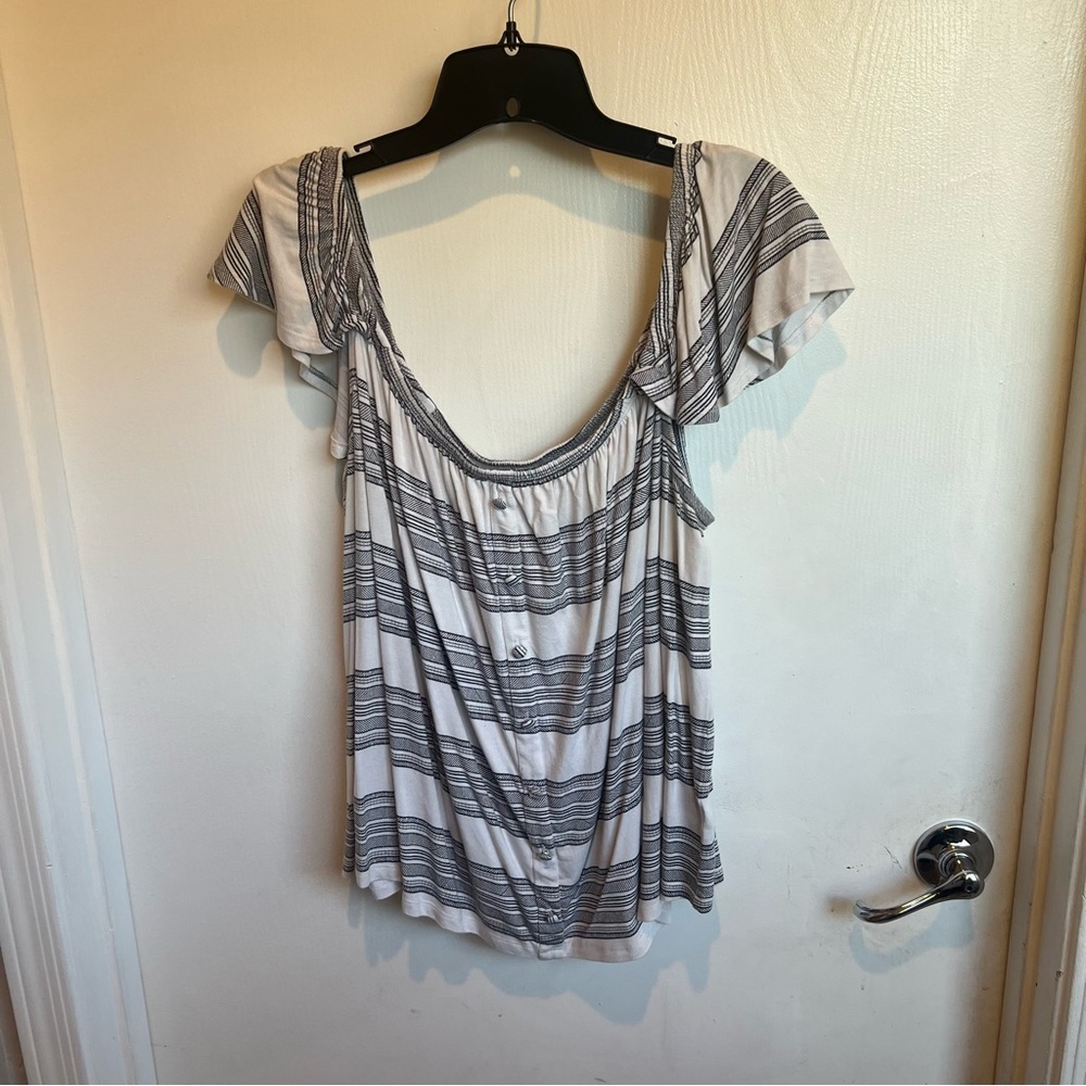 Off Shoulder Cropped Top